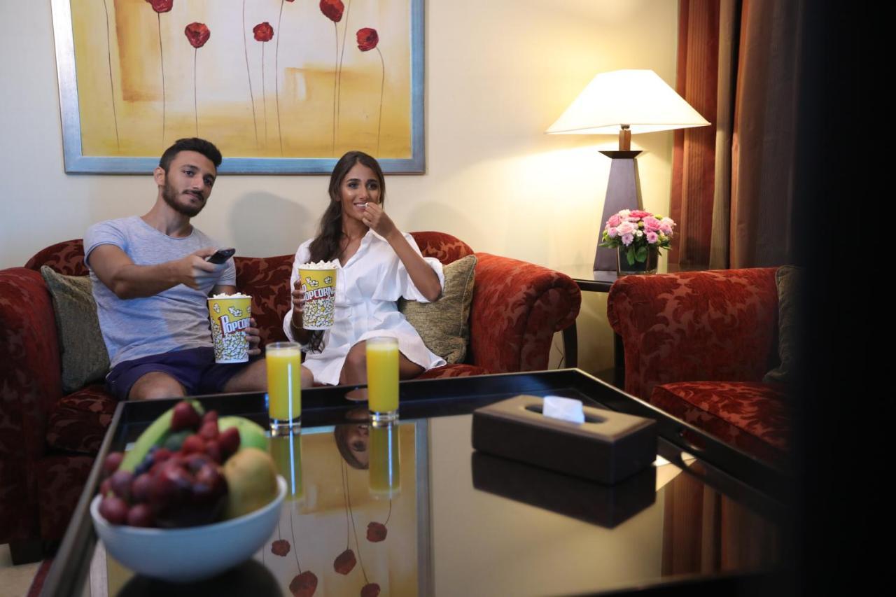Raouche Arjaan By Rotana Aparthotel Beirut Exterior foto