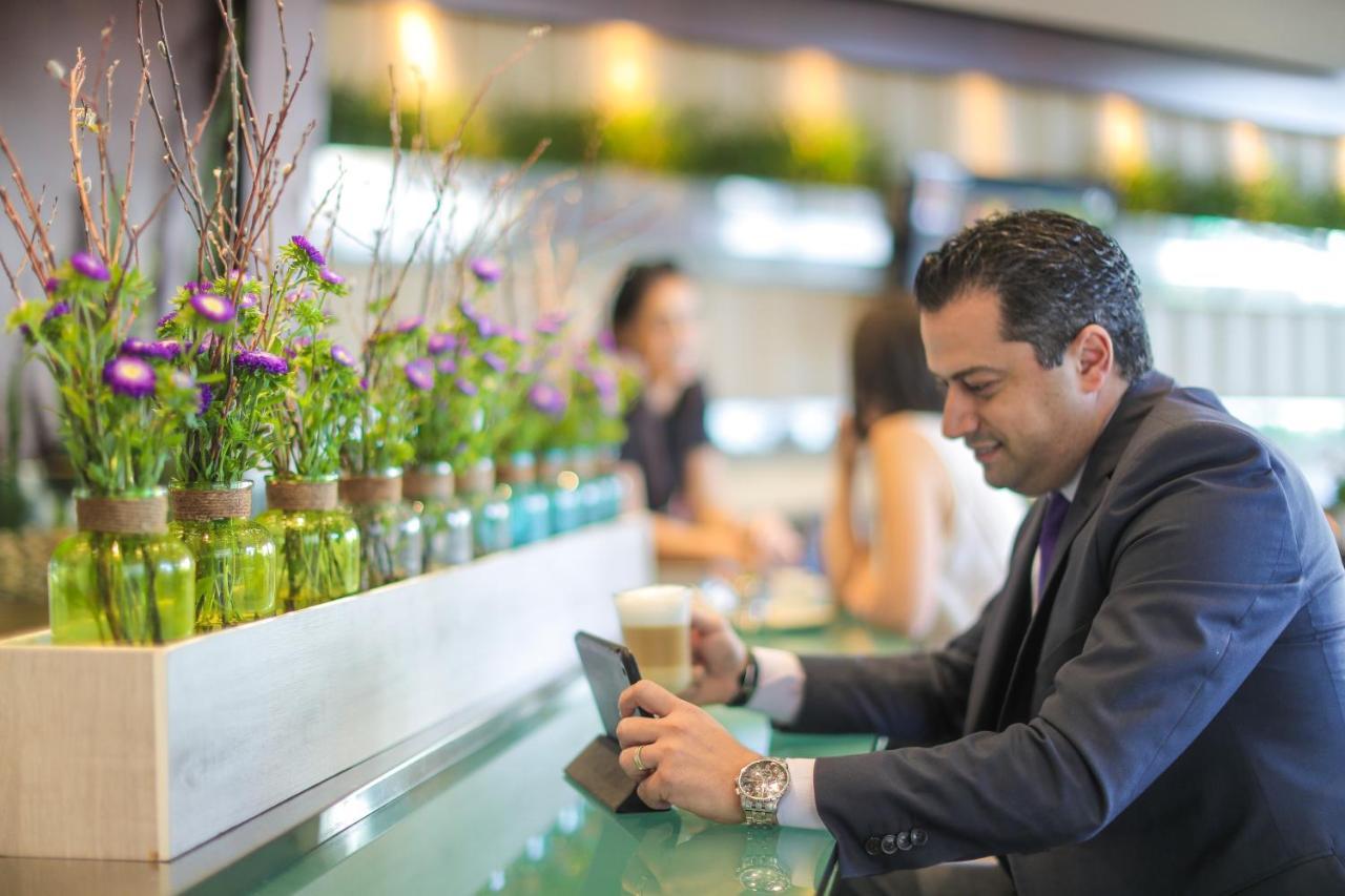 Raouche Arjaan By Rotana Aparthotel Beirut Exterior foto